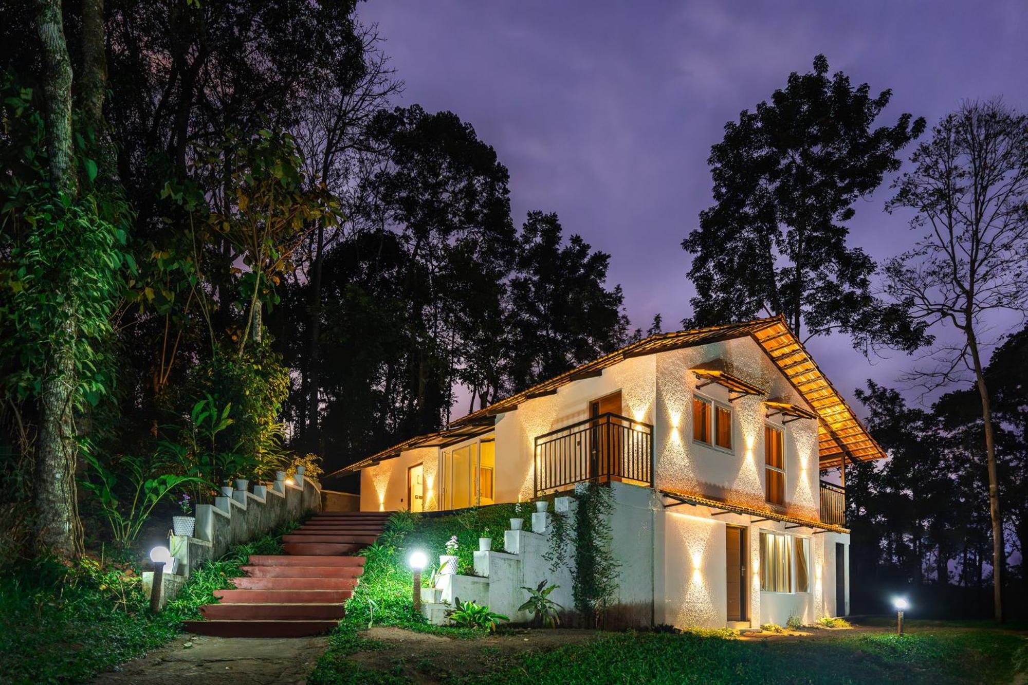 Tealawn Pool Villa, Munnar Buitenkant foto